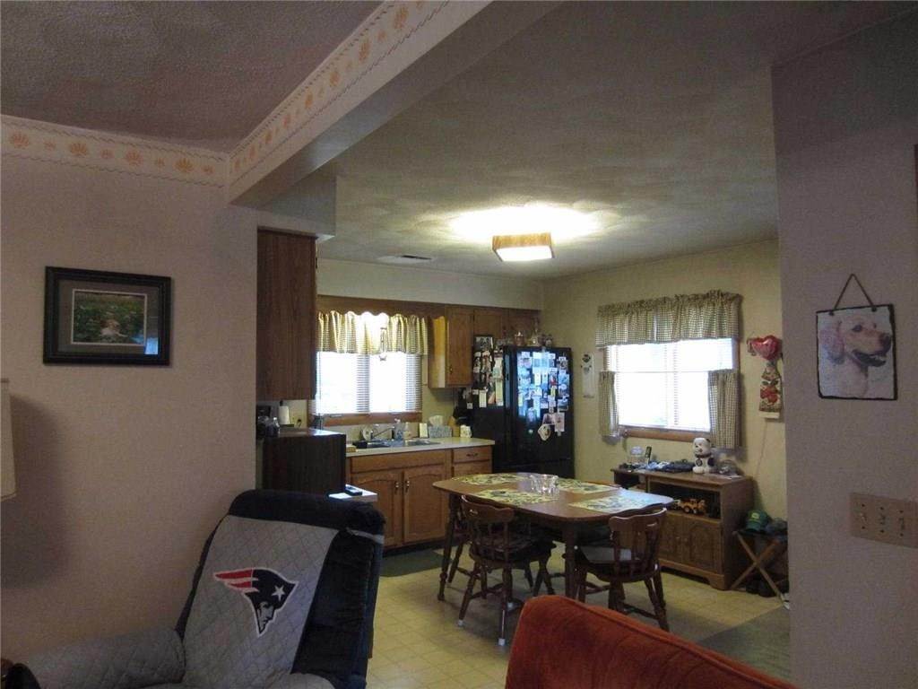 9. Single Family Homes for Sale at 416 Harkney Hill Road Coventry, Rhode Island 02816 United States