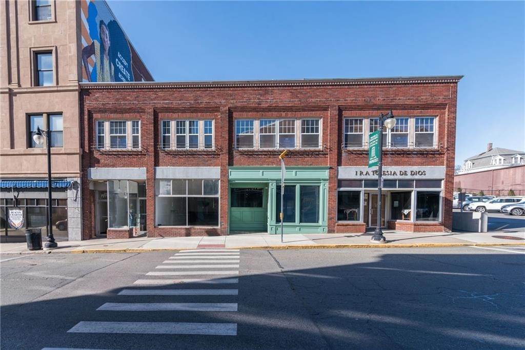 4. Commercial for Sale at 2 Monument SQ Woonsocket, Rhode Island 02895 United States