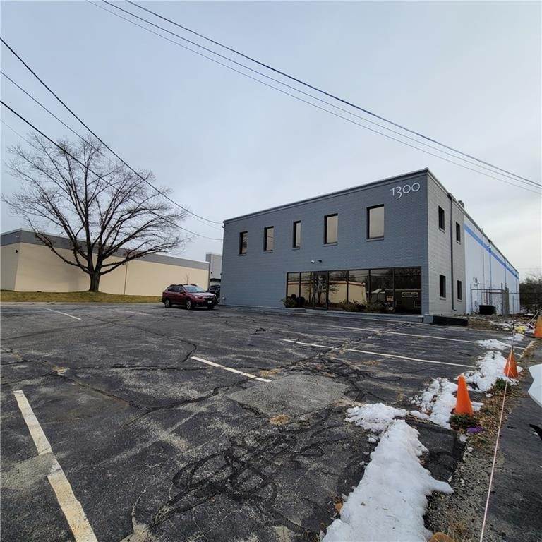 Commercial for Sale at 1300 Jefferson BLVD Warwick, Rhode Island 02886 United States