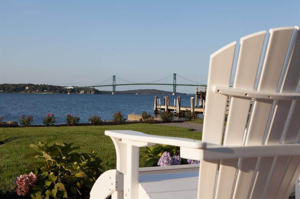 18. Single Family Homes at South Harbor (11H) Drive Portsmouth, Rhode Island 02871 United States