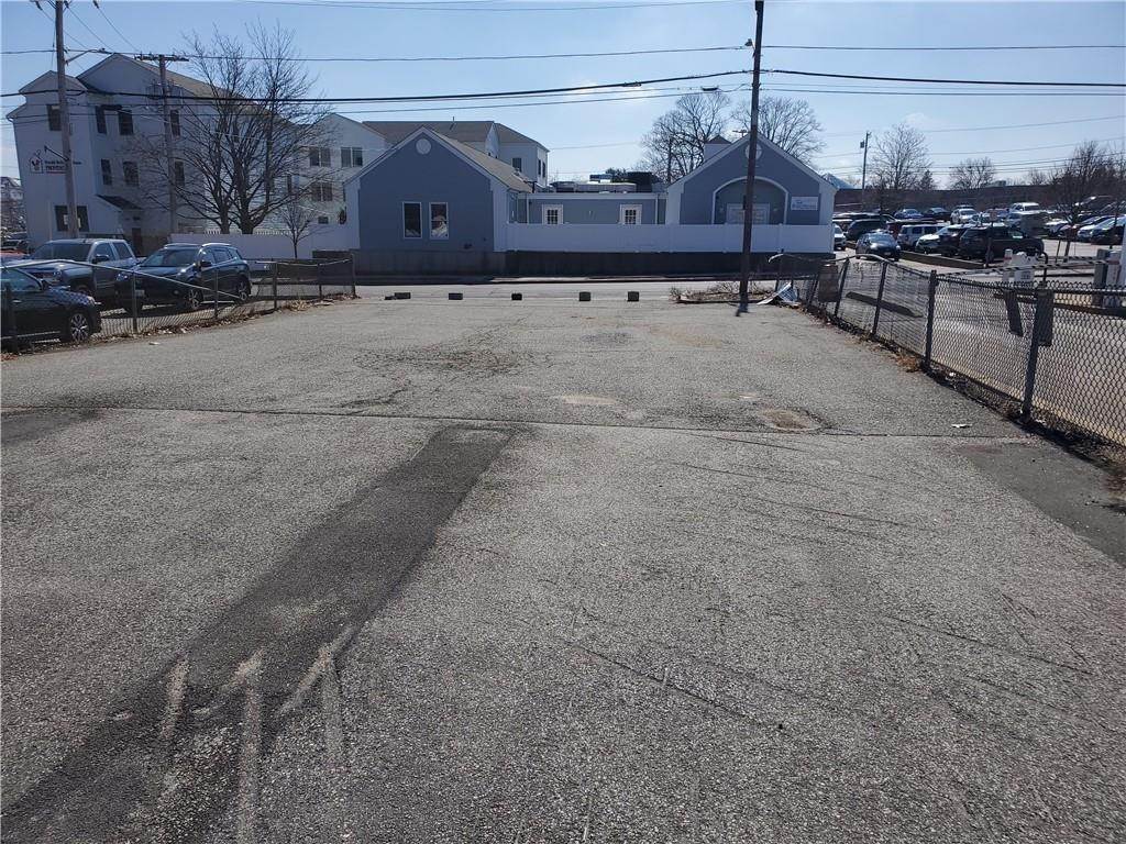 Commercial for Sale at 161 Dudley Street Providence, Rhode Island 02907 United States