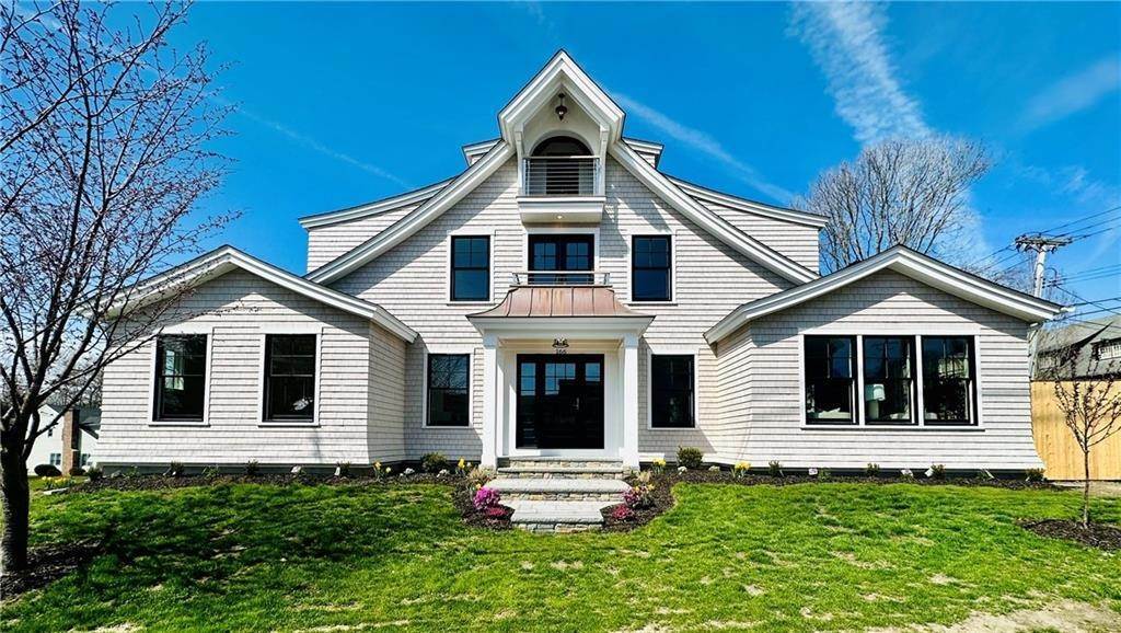 Single Family Homes for Sale at 166 Ruggles Avenue Newport, Rhode Island 02840 United States