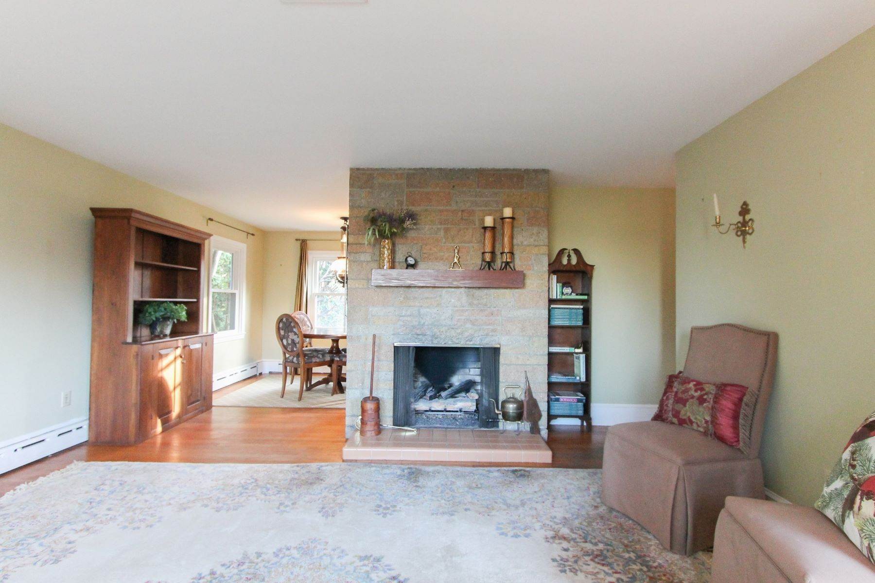 6. Single Family Homes for Sale at Peaceful Ranch 9 Sherri Lane Middletown, Rhode Island 02842 United States