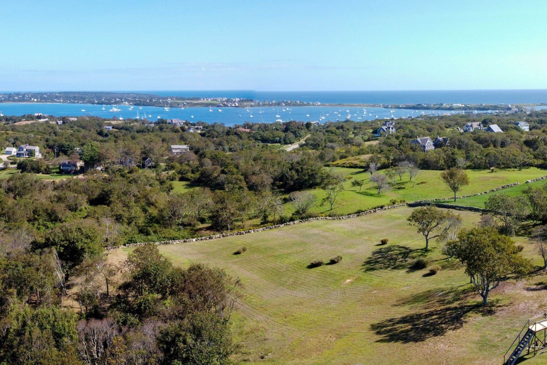 土地,用地 为 销售 在 Panoramic Views off West Side Road 布洛克岛, 罗得岛 02807 美国