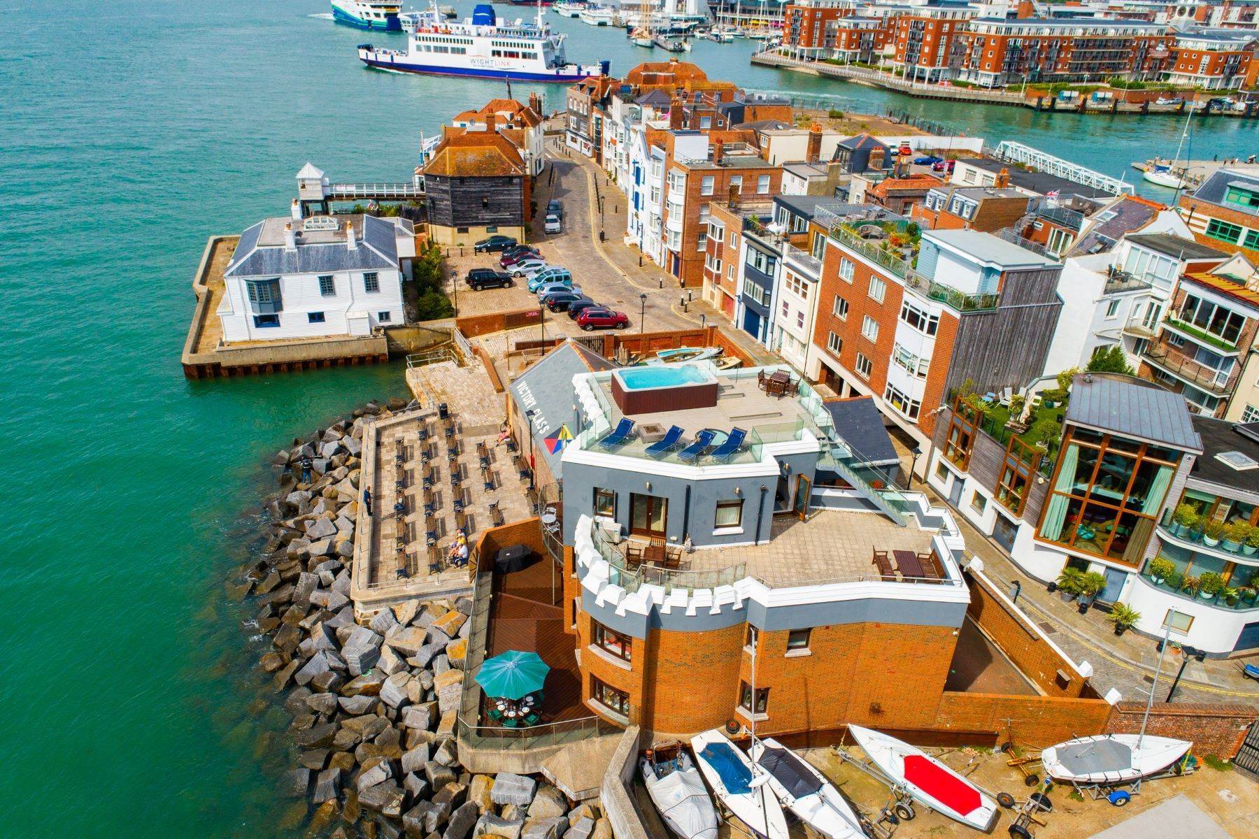 Single Family Homes for Sale at Boom Tower, West Street Portsmouth, England PO1 2JW United Kingdom