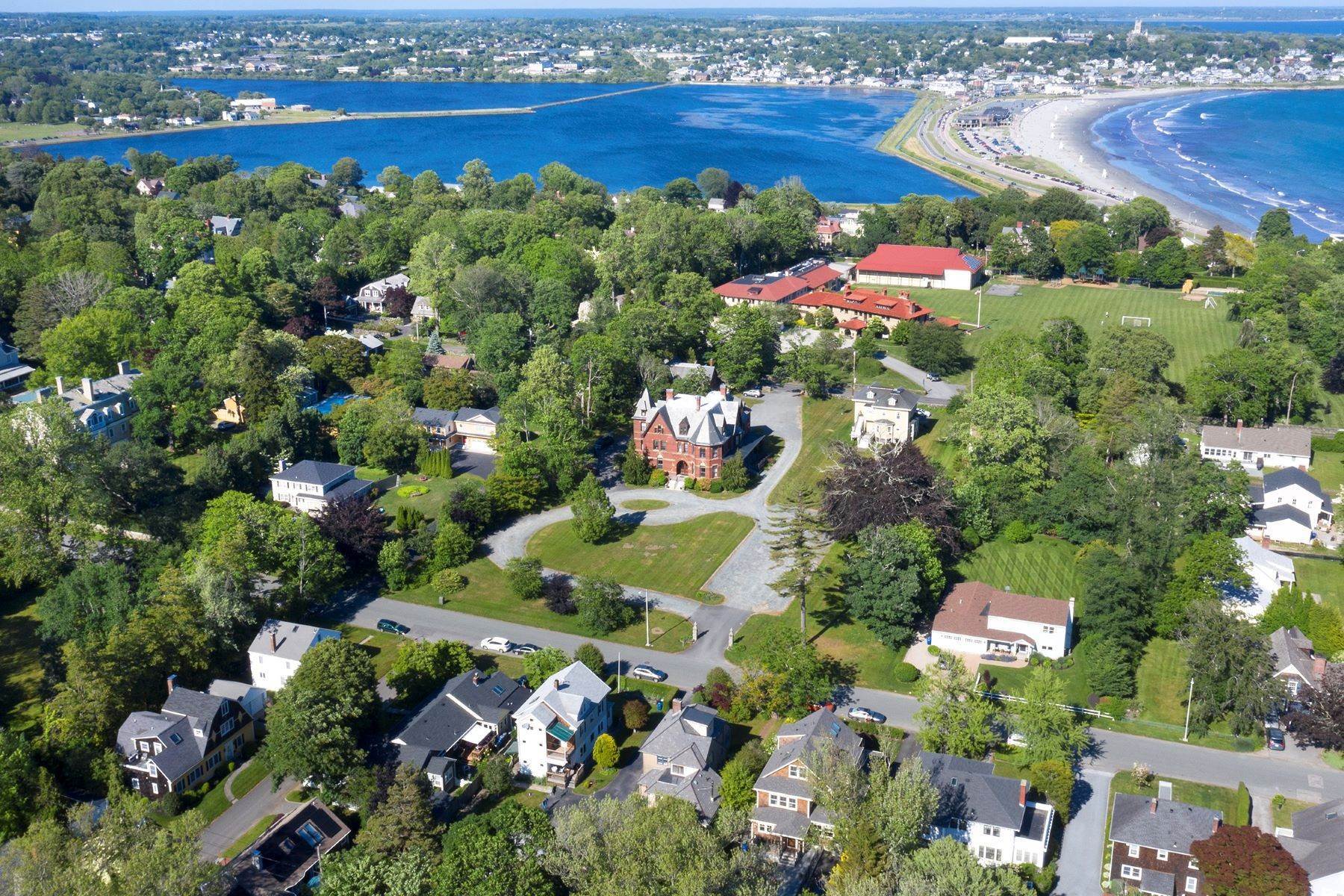 31. Multi-Family Homes for Sale at 'Rosevale' 30 Red Cross Avenue Newport, Rhode Island 02840 United States