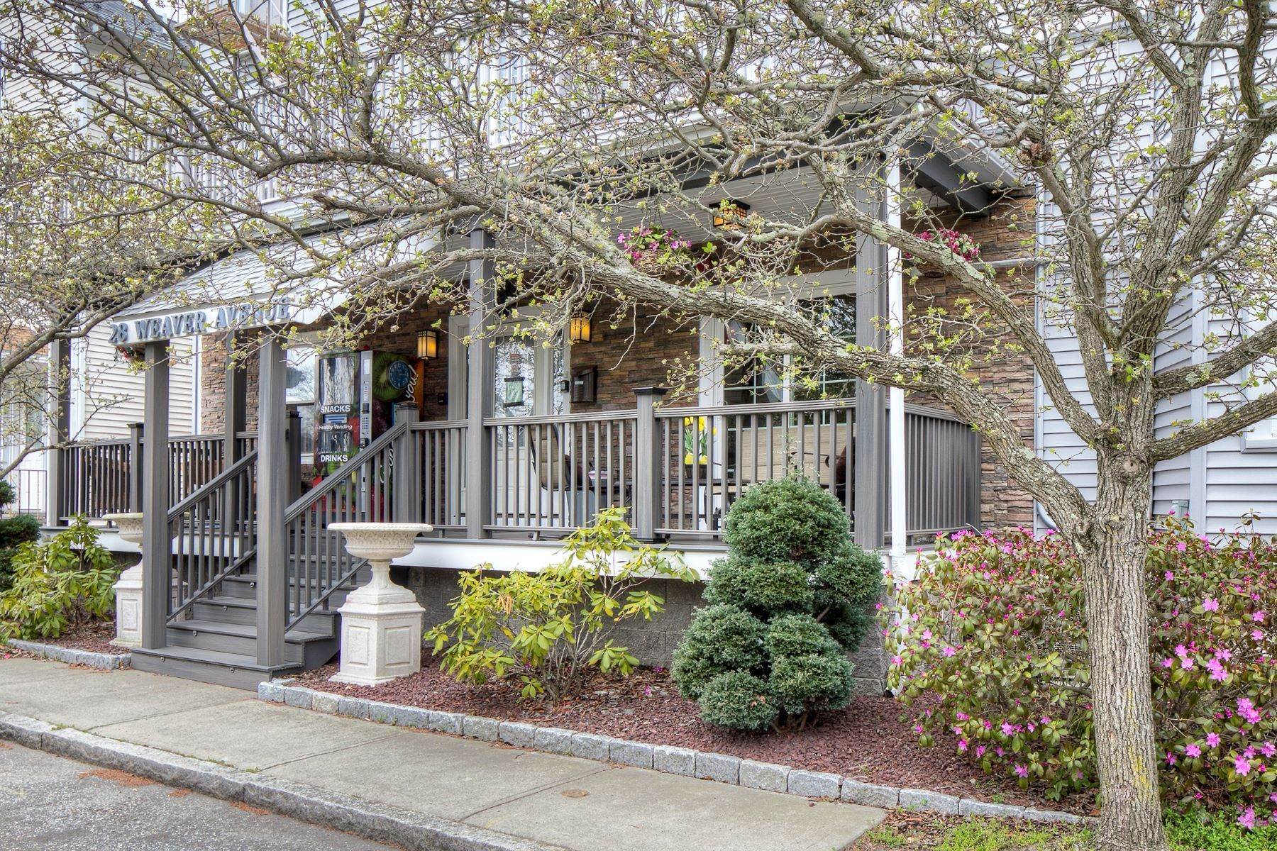 2. Bed and Breakfast Homes for Sale at Admiral Weaver Inn 28 Weaver Avenue Newport, Rhode Island 02840 United States