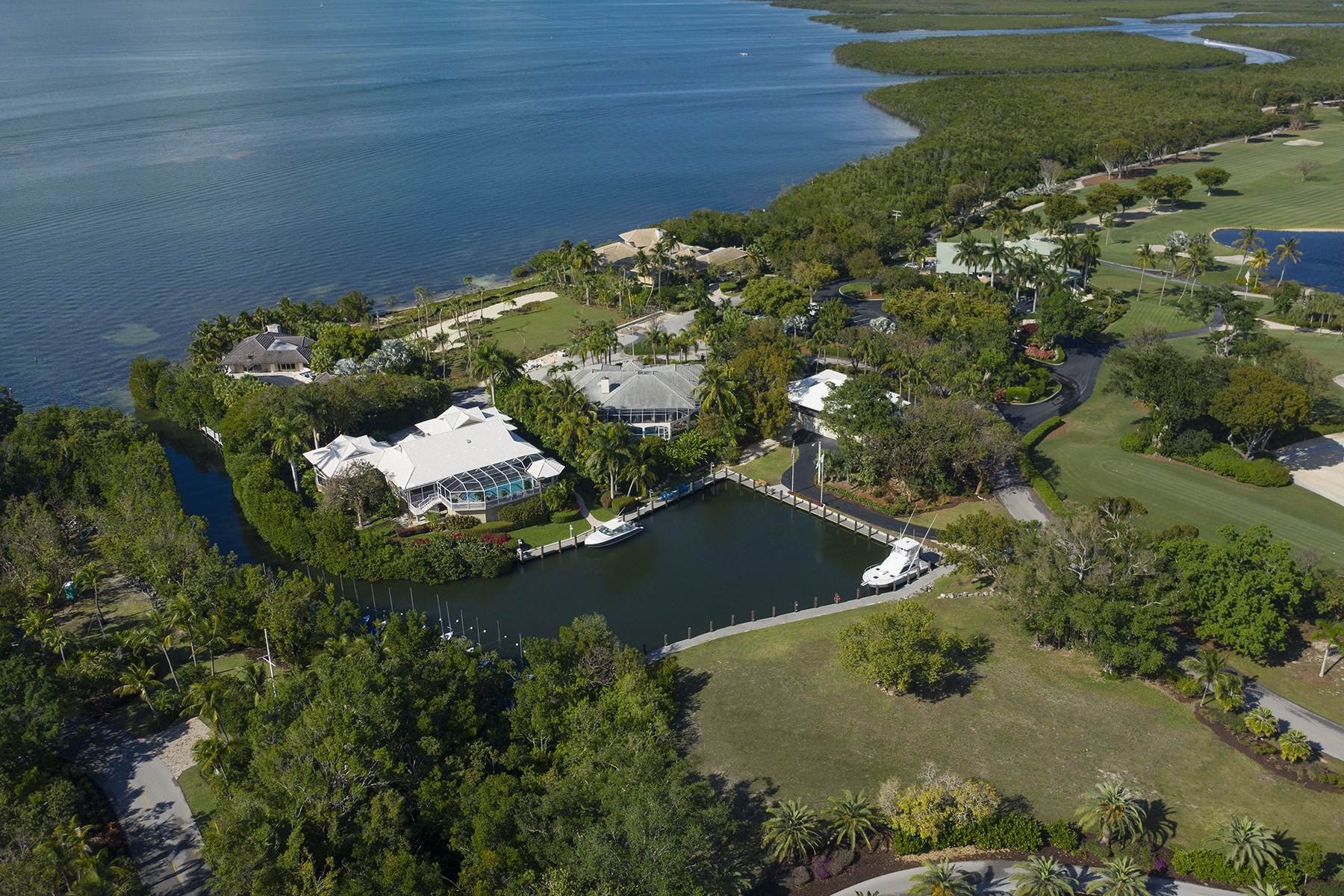 15. Property for Sale at Pumpkin Key 10 Cannon Point Key Largo, Florida 33037 United States