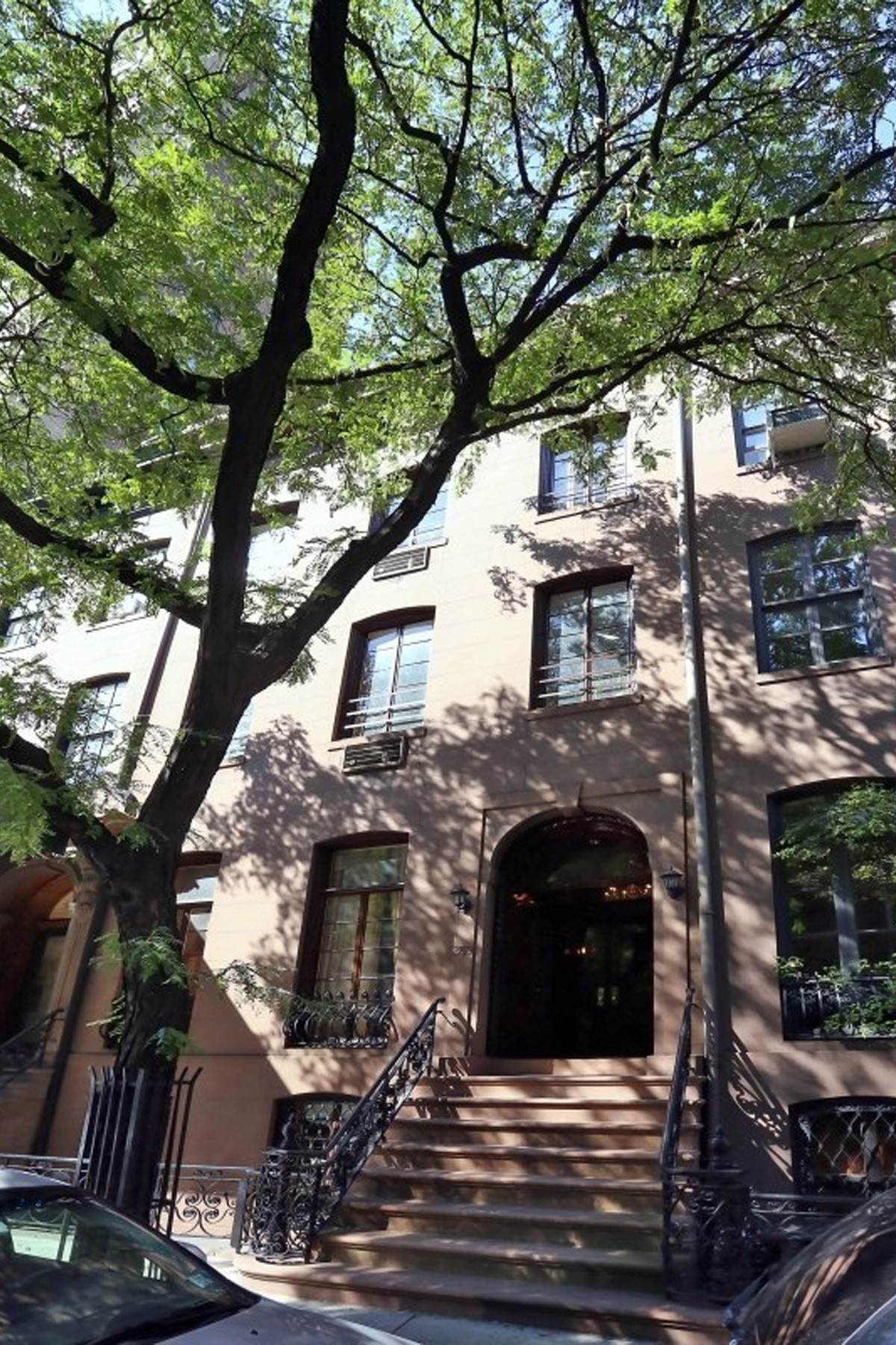 Townhouse for Sale at 359 West 20th Street New York, New York 10011 United States