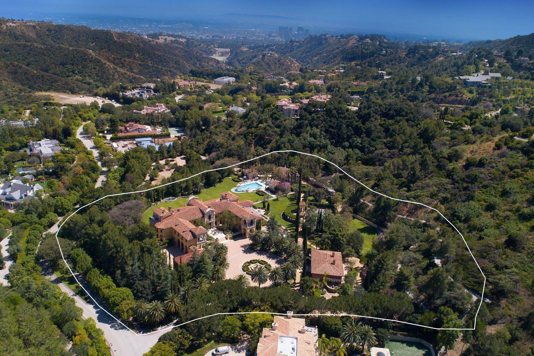 50. Single Family Homes for Sale at 67 Beverly Park Court, 67,68, 69 Beverly Hills, California 90210 United States