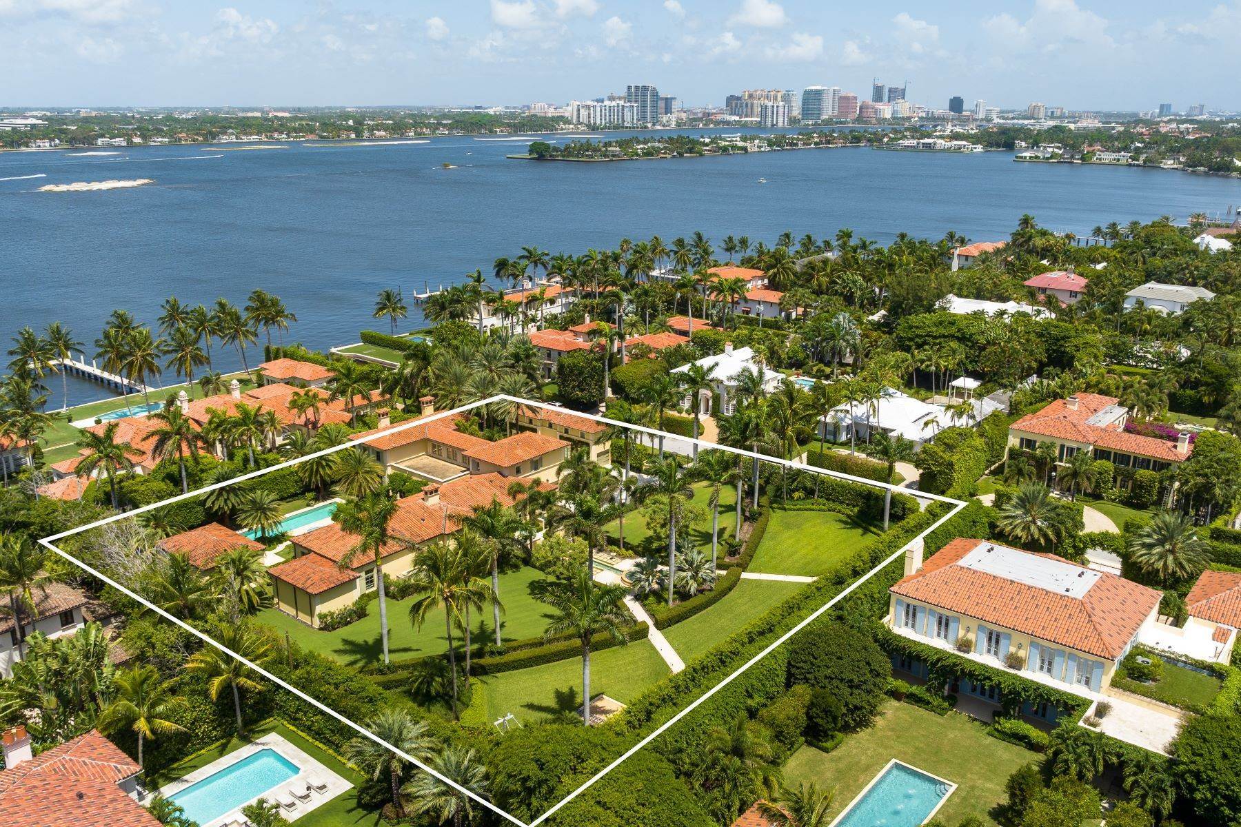 47. Single Family Homes at 160 Clarendon Avenue Palm Beach, Florida 33480 United States