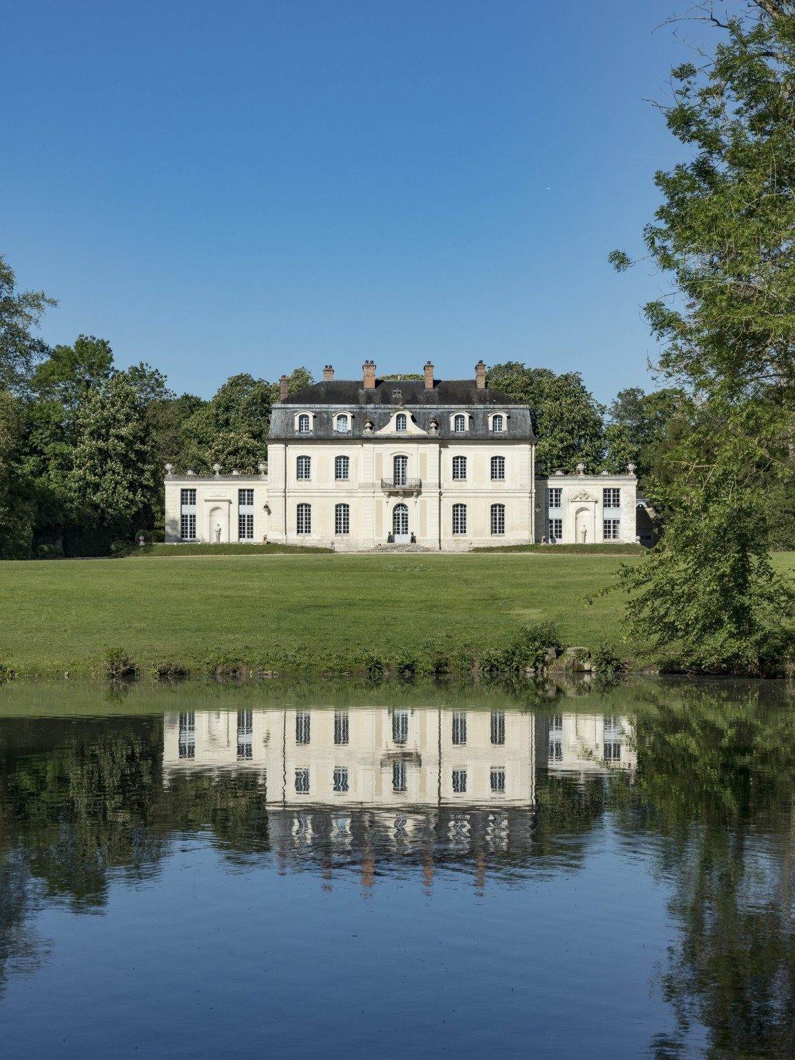 Single Family Homes for Sale at Magnificent castle with landscaped park in Champeaux Maincy, Ile-De-France 77950 France