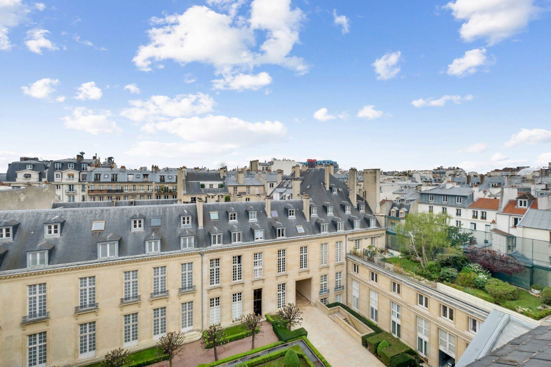 Apartments for Sale at Apartment Paris, Ile-De-France 75003 France