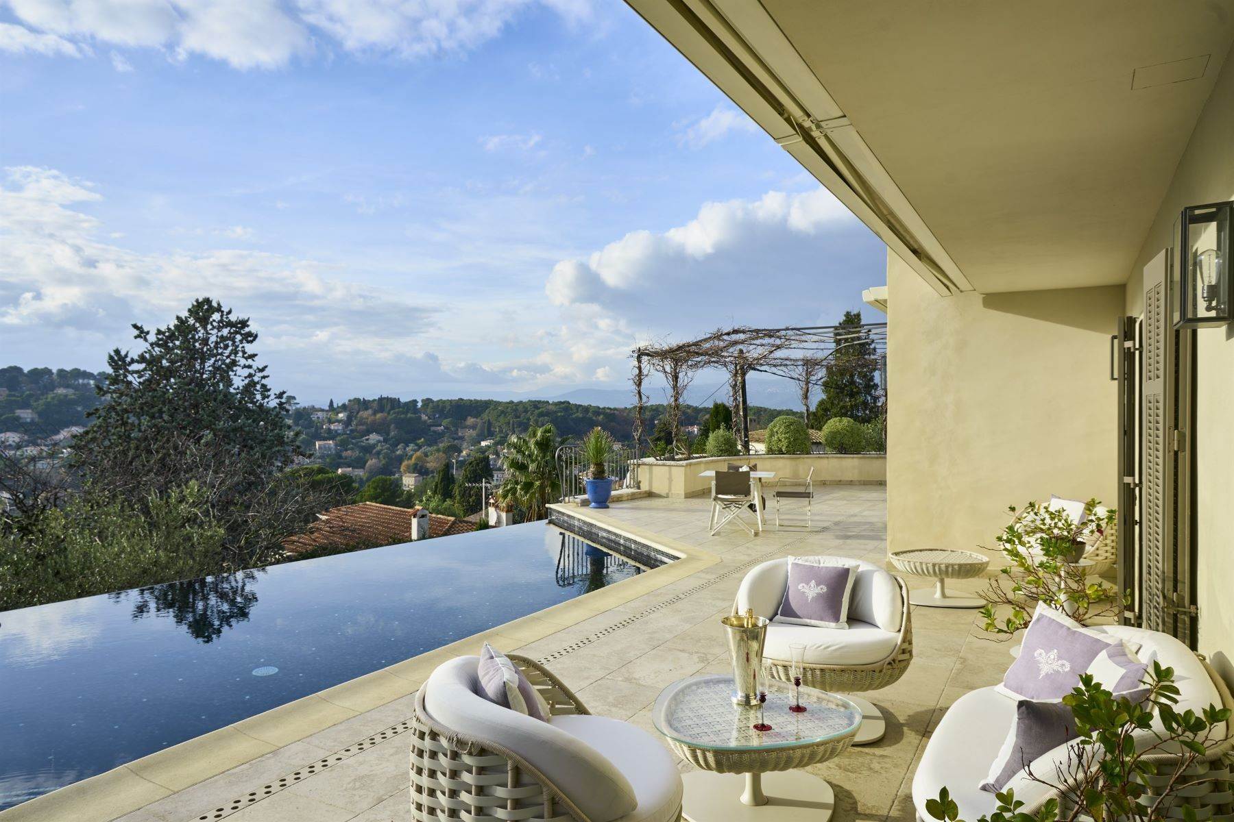 Single Family Homes for Sale at Prestigious Provencal-style property with 2 villas in Mougins Mougins, Provence-Alpes-Cote D'Azur 06250 France