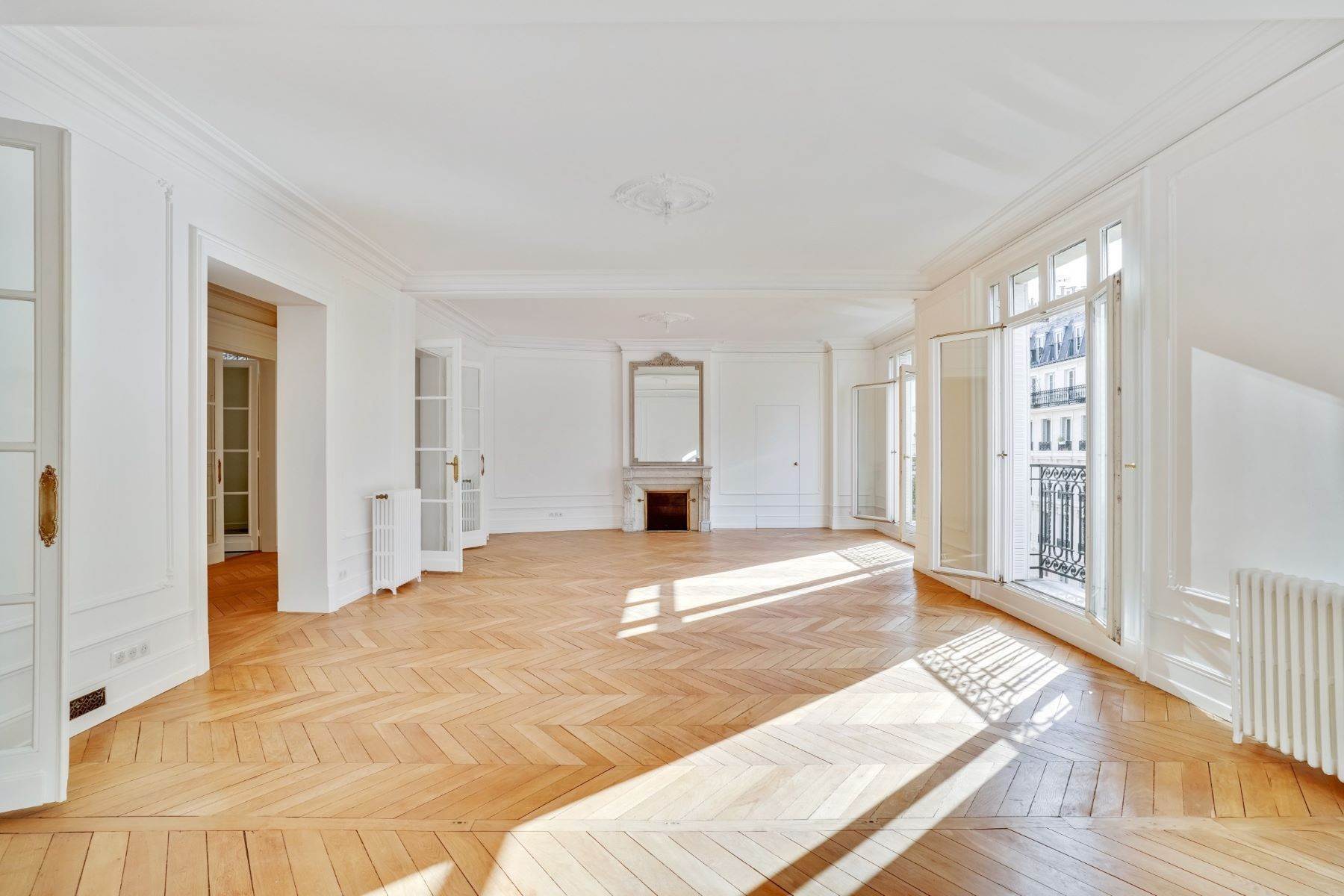Apartments for Sale at Apartment for sale in Paris 17th - Jouffroy / Levis Paris, Ile-De-France 75017 France